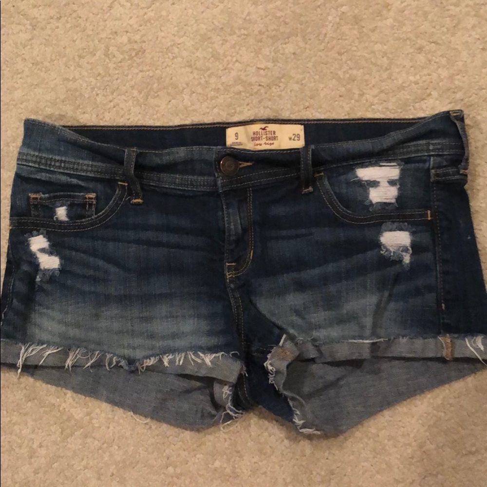 Short-short low rise jean shorts. Size 9 w29